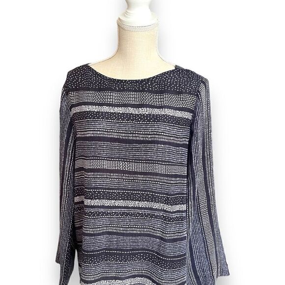 NIC+ZOE Tops - Nic+Zoe | EUC Women’s Blue and White Abstract Printed Tunic Size M